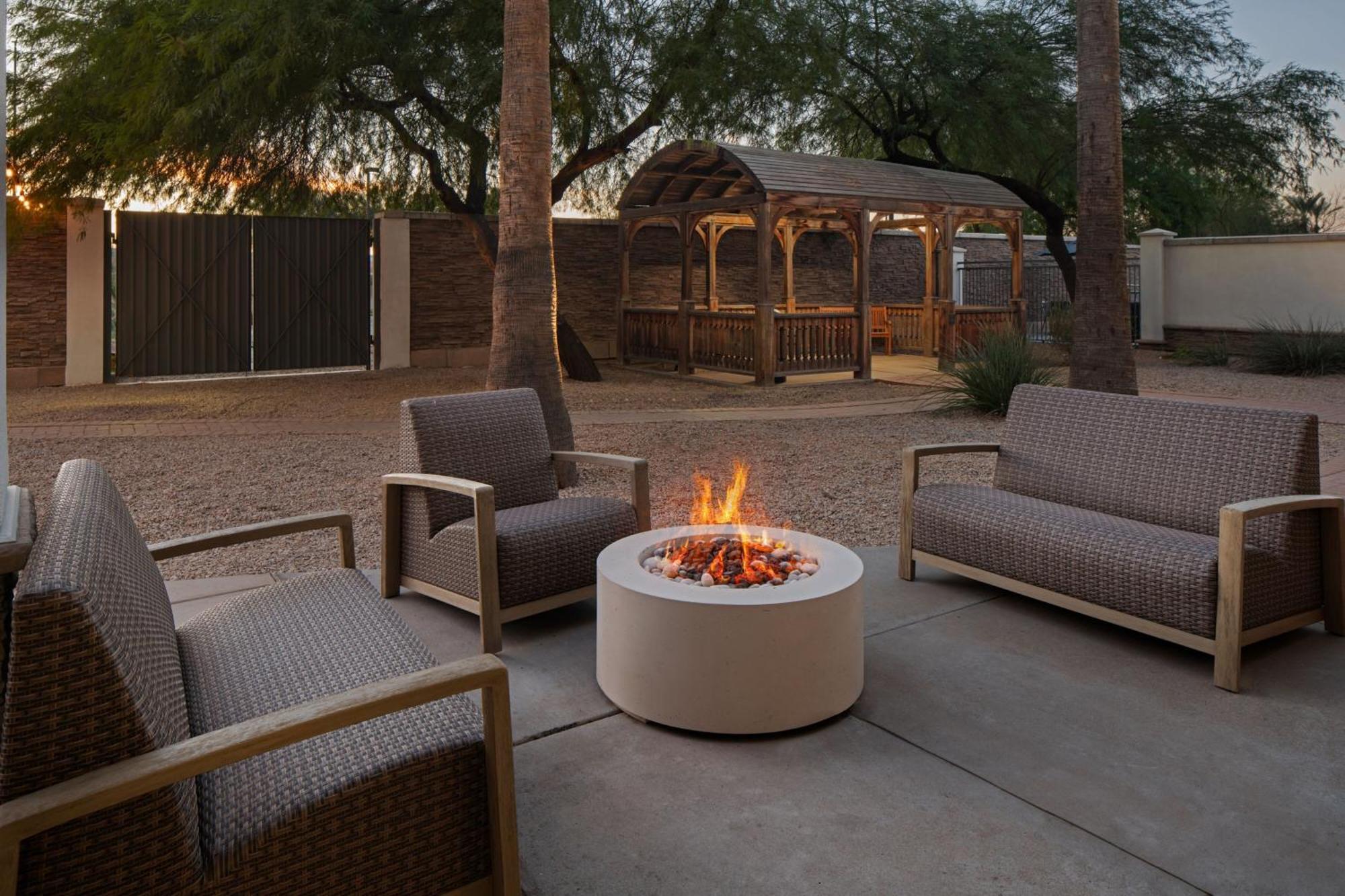 Courtyard By Marriott Phoenix West/Avondale Zewnętrze zdjęcie